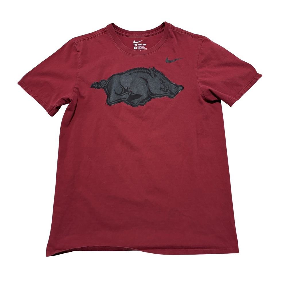 Nike Athletic Cut Women's Arkansas Razorbacks T Shirt Size Medium 19 x 27
